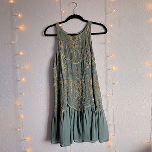 Free People Embroidered Flowy Mini Dress formal fancy or casual! vintage